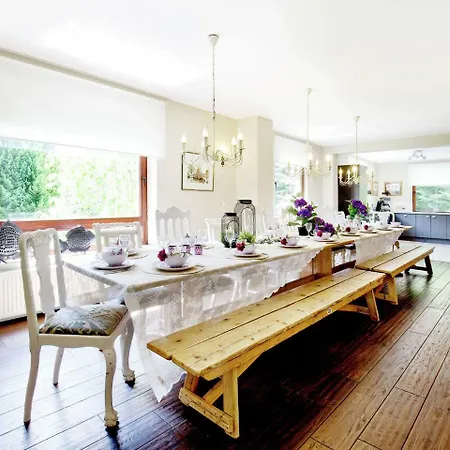 Villa Luxurious In With Garden Offering Mountain Views *